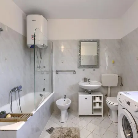 Holiday home Enka By Interhome