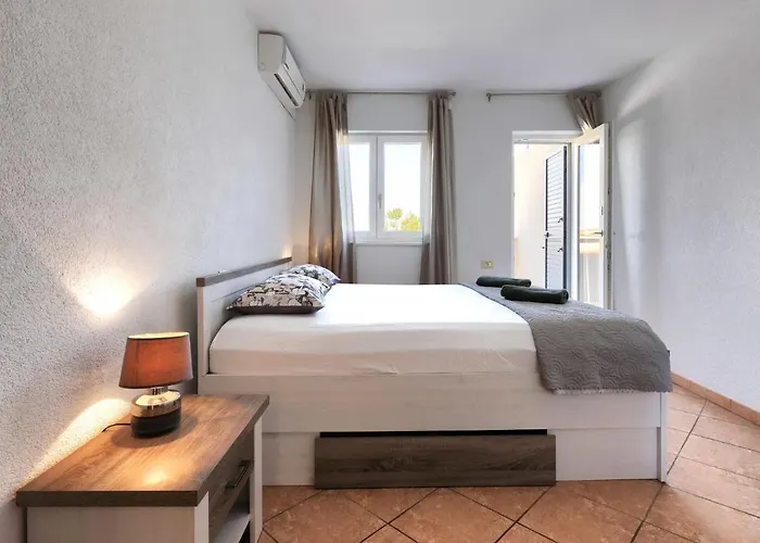 Enka By Interhome Feriehus Pula
