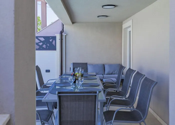 Feriehus Enka By Interhome Pula