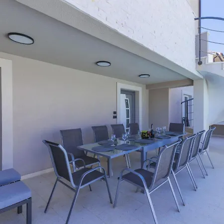 Enka By Interhome *